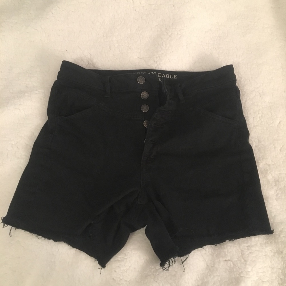 American Eagle black high waisted shorts